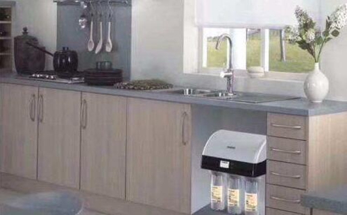 自來水合格，還要裝凈水器嗎？看完你就知道了